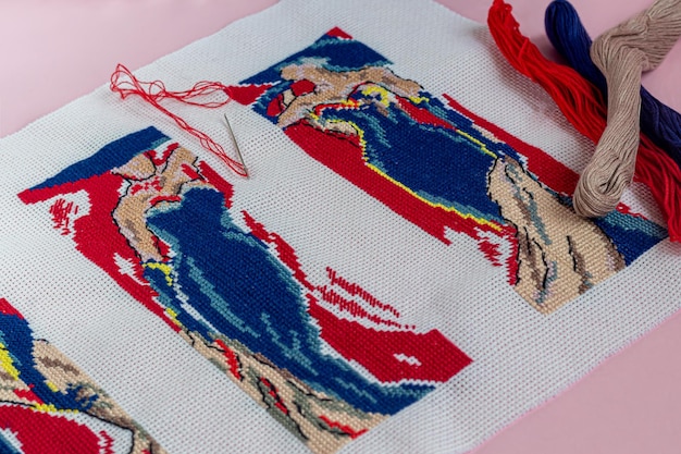 Przykładowe hafty na tkaninie